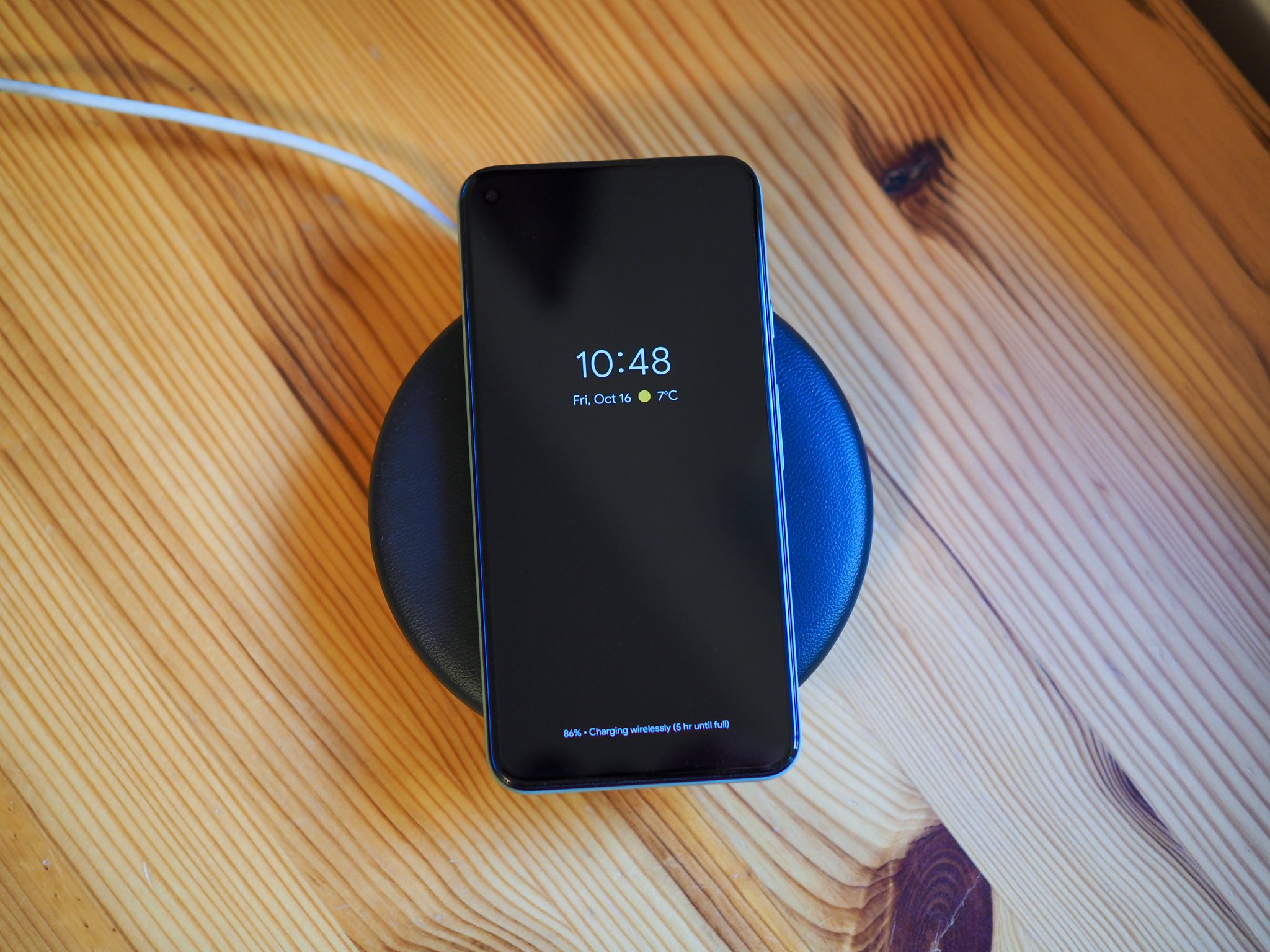 Google Pixel 5 Wireless Charger