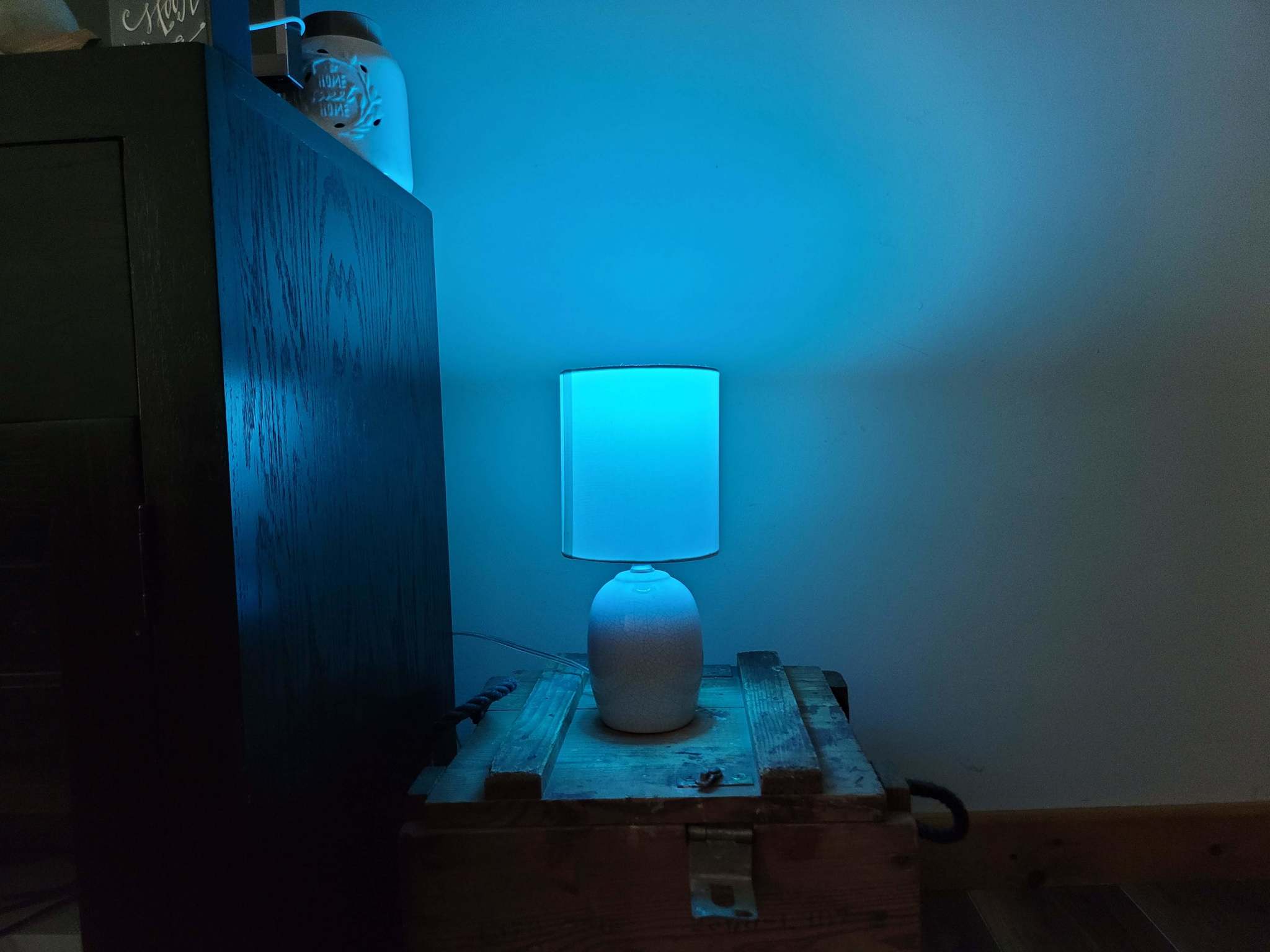 Philips Hue Teal Lifestyle