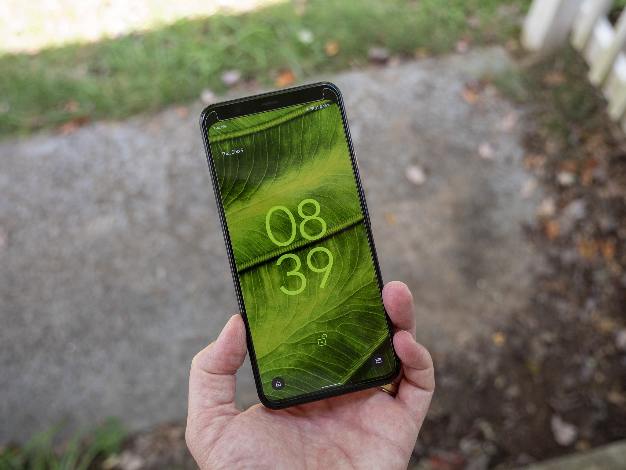 Android 12 Beta 5 Lock Screen
