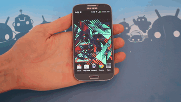 Taking a screenshot on the Samsung Galaxy S4 with palm wipe
