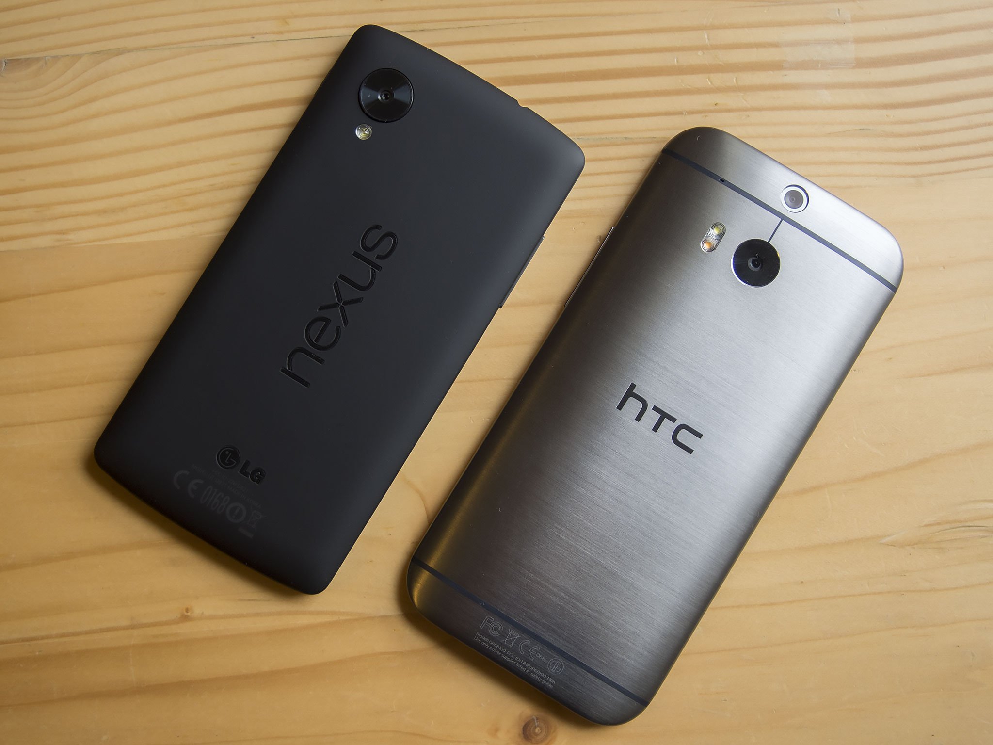Nexus 5, HTC One M8