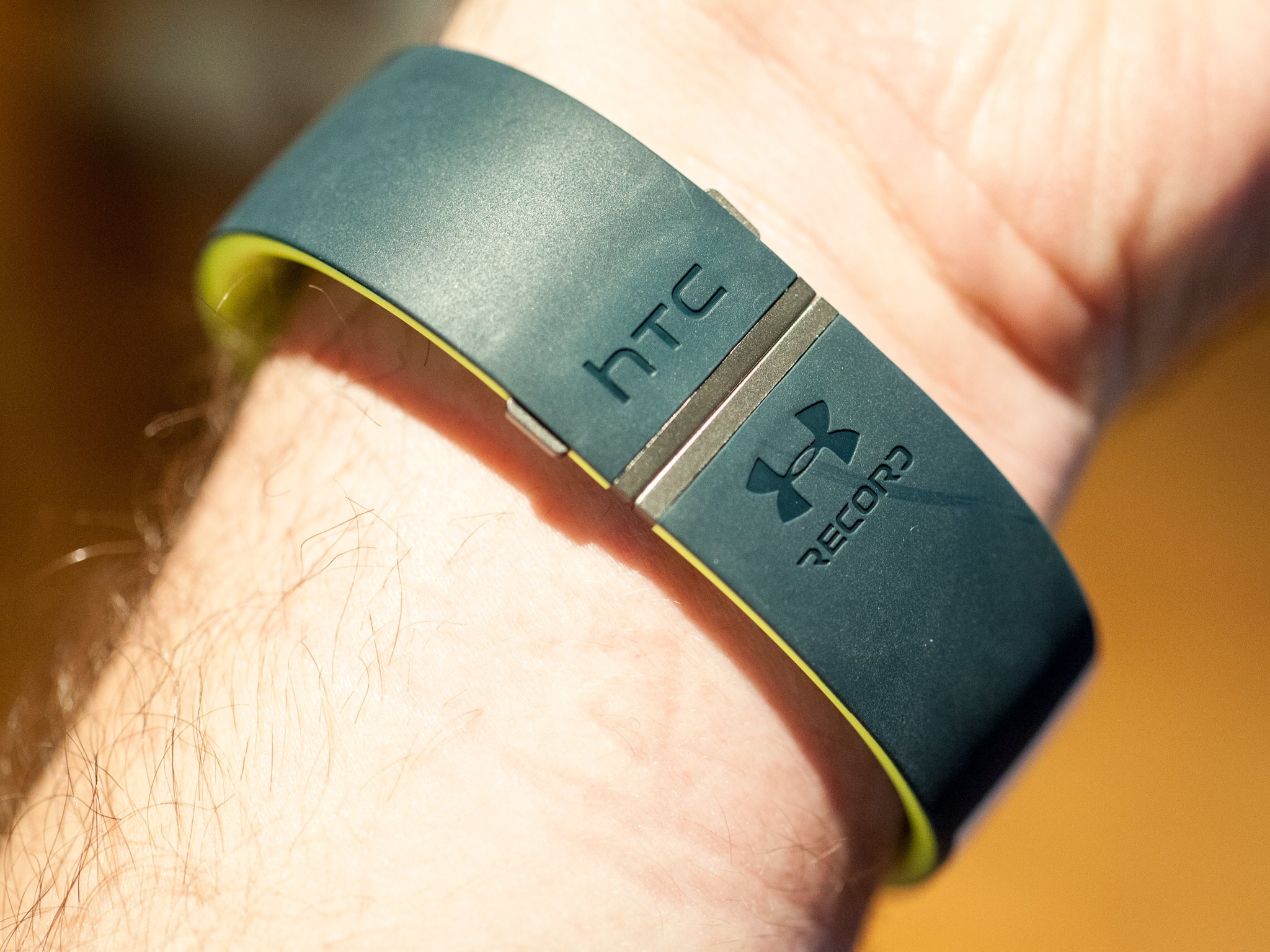 under armour band fitness tracker