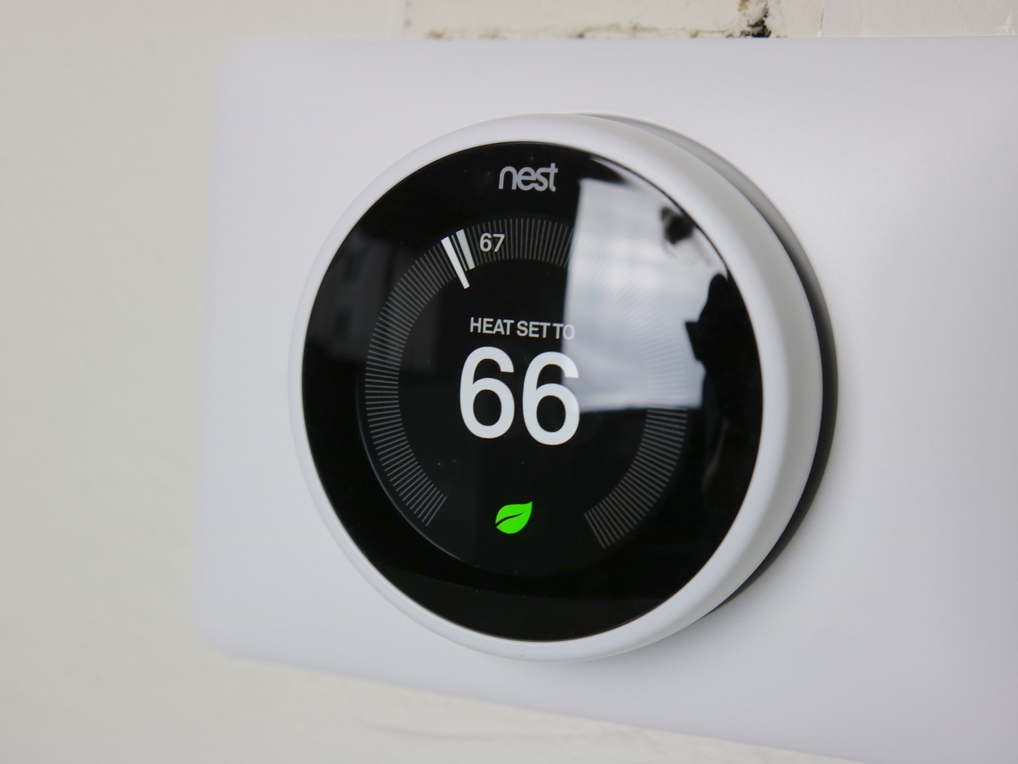 https://www.androidcentral.com/sites/androidcentral.com/files/styles/larger_wm_brw/public/article_images/2019/01/nest-learning-thermostat-3rd-gen-joe-2.jpg
