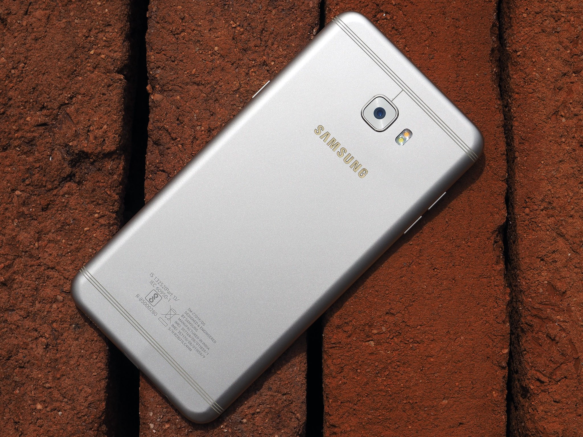 Top five features of Samsung Galaxy C7 Pro - IBTimes India