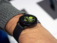 These are the top screen protectors for the Galaxy Watch Active