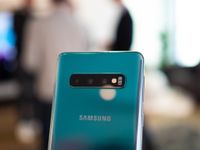 Expand your Galaxy S10 storage with these microSD cards