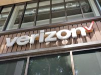 Verizon will spend $16 billion on C-band spectrum to fix its 5G network