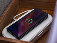 The best ways to wirelessly charge your Samsung Galaxy Z Fold 3
