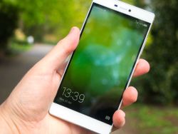 Reviewed: The Huawei P8