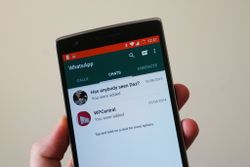 WhatsApp picks up an update outside of Google Play