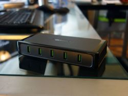 Tronsmart Titan: 5 ports packed with Quick Charge 2.0