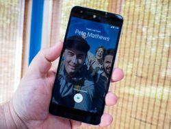 Google is adding Duo video calling to the dialer and SMS app of Pixels