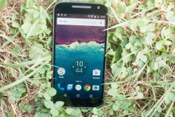 Moto G4 Play finally has Android 7.1.1 Nougat 13 months later