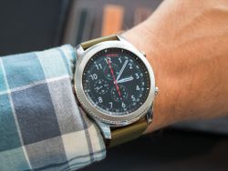 These are the best screen protectors for the Gear S3