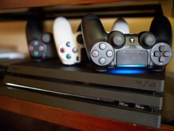 The best DualShock 4 controller charging docks for PS4 players