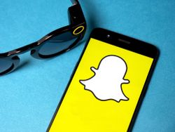 You can now post your Snapchat Stories to other apps