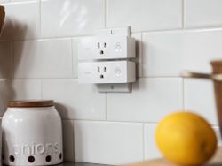 Control everything you own with these $20 Wemo mini smart plugs