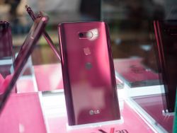 Yup, the LG V30 is beautiful in its new 'Raspberry Rose' color
