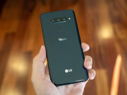 LG V40 ThinQ review: Five cameras aimed straight at Samsung