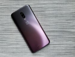 Thunderbolts and lightning: The evocative Thunder Purple OnePlus 6T