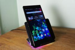Razer Wireless Charger for Razer Phone 2 review: All-in on Chroma!
