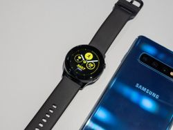 Should you buy the Galaxy Watch Active or the Fossil Sport?