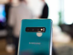 Need two SIM cards on the Galaxy S10? You'll have to buy the global unit