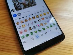How to access and use emoji on Android