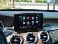 How to change your wallpaper in Android Auto