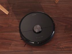 Get your floors in order with the Roborock S6 Smart Robot Vacuum at $70 off