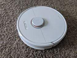 This early Black Friday deal has my favorite robot vacuum selling for cheap