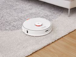 Roborock S7: A robot vacuum that really vacuums and mops at the same time