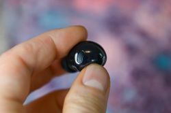 Galaxy Buds Pro update adds handy 'new' Double Tab Edge feature