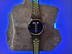 See what you need by adjusting the screen brightness on your Wear OS watch