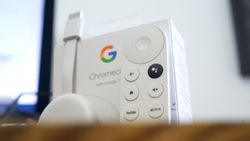 Chromecast with Google TV update fixes some of its worst lingering issues