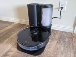 Review: This is the best robot vacuum auto-empty dock so far