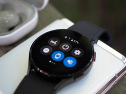 Samsung now lets you use the Galaxy Watch 4 as a walkie talkie