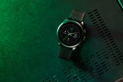 Razer gets its own limited-edition Fossil Gen 6 smartwatch for gamers