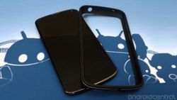 Nexus 4 bumpers back in stock at U.S. Play Store