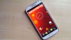 Android 4.4.3 begins rollout to the Google Play edition Samsung Galaxy S4