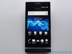 Sony acknowledges heat-related display issue on some Xperia S phones