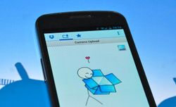 Dropbox experimental build updated, improved camera upload function