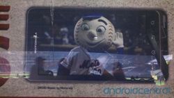 Motorola Droid Bionic takes in a Mets game