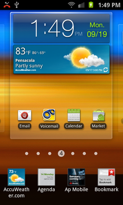 Samsung's new Touchwiz makes adding items to the home screen a breeze