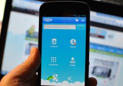 Skype for Android adds file sharing, improves battery life and video quality