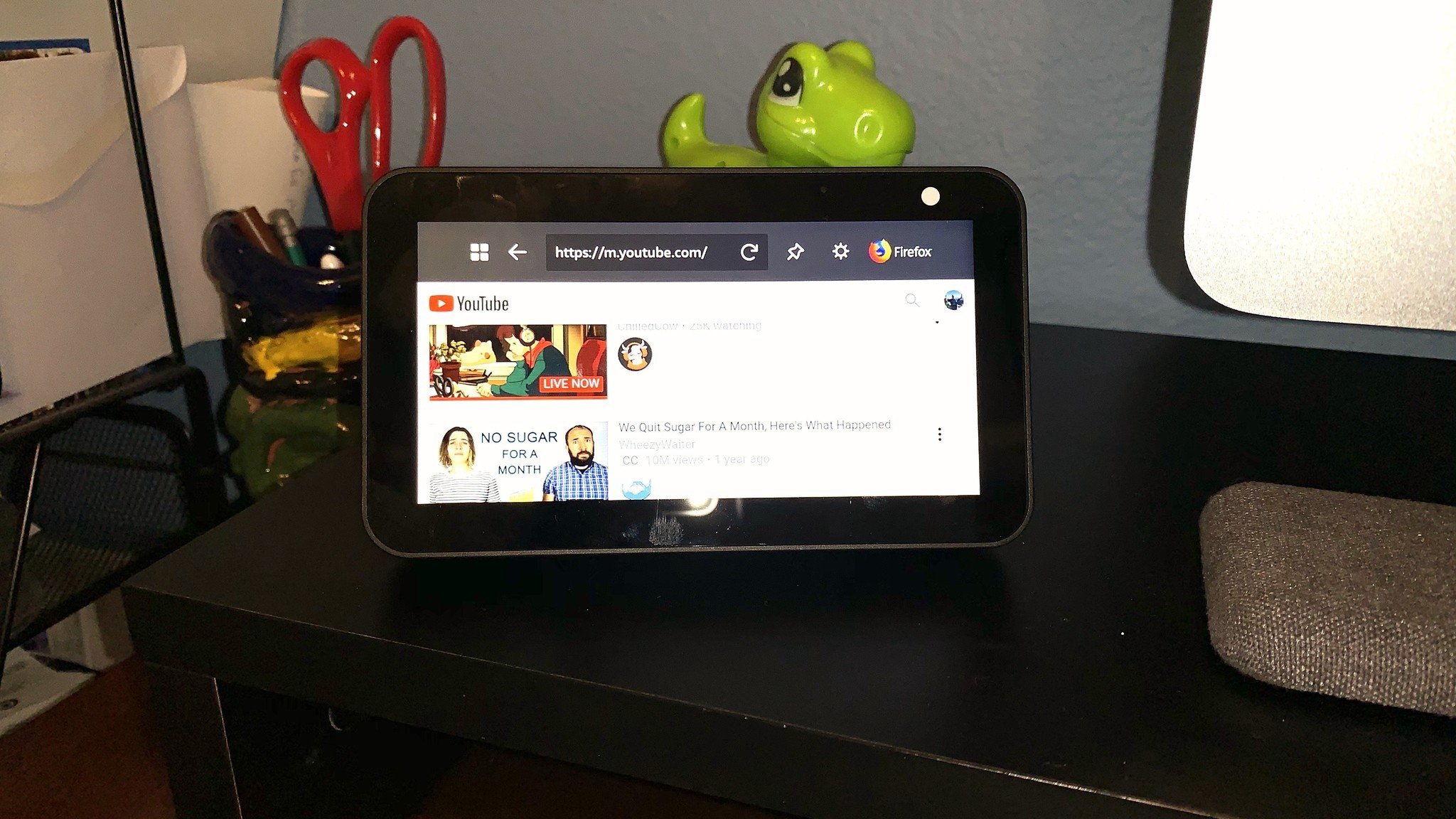 Can You Watch Netflix On Echo Show 5 How To Watch Live Youtube Streams On An Amazon Echo Show Android Central