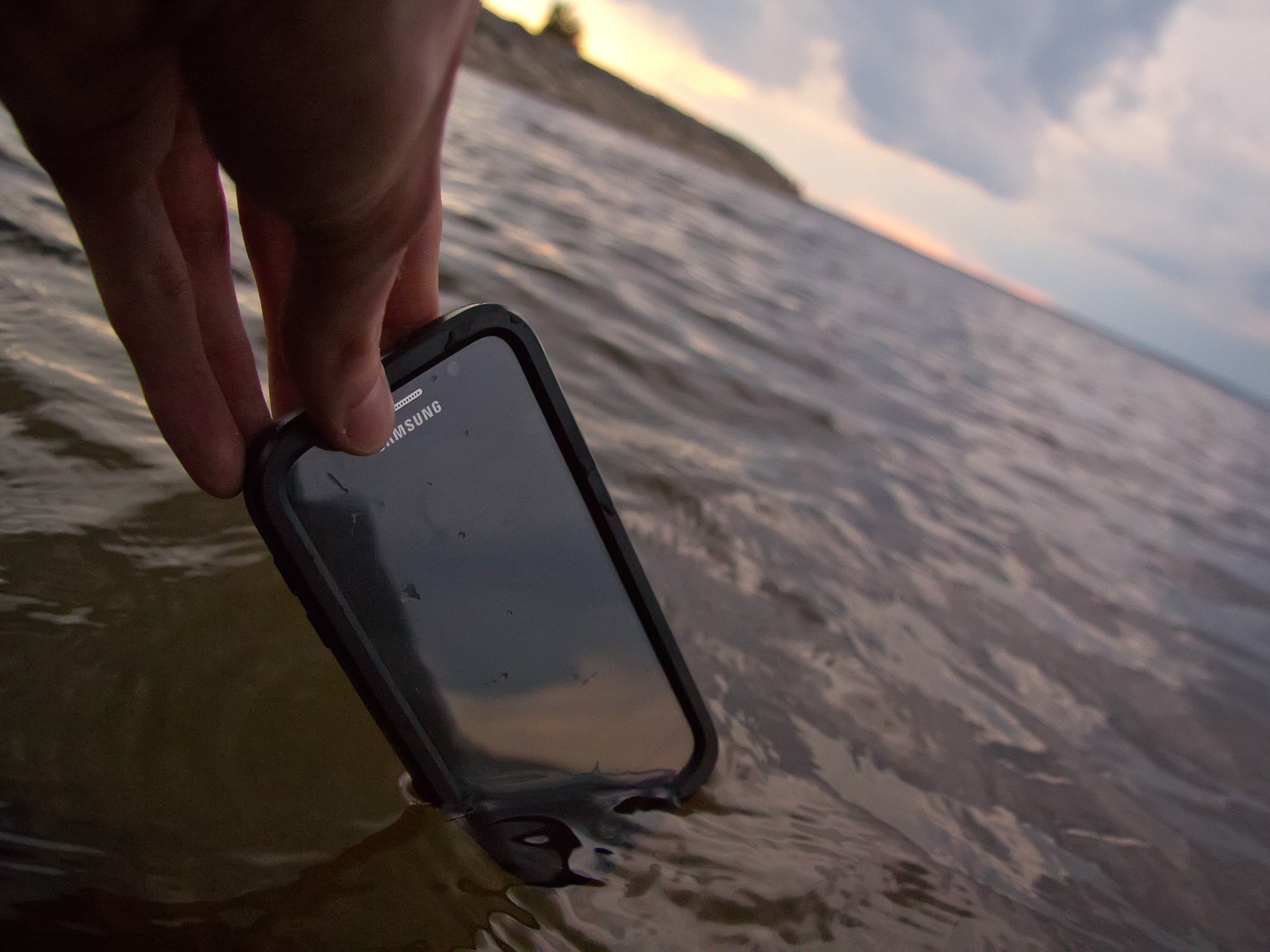 LifeProof FRE case review for the Samsung Galaxy S6 | Android Central