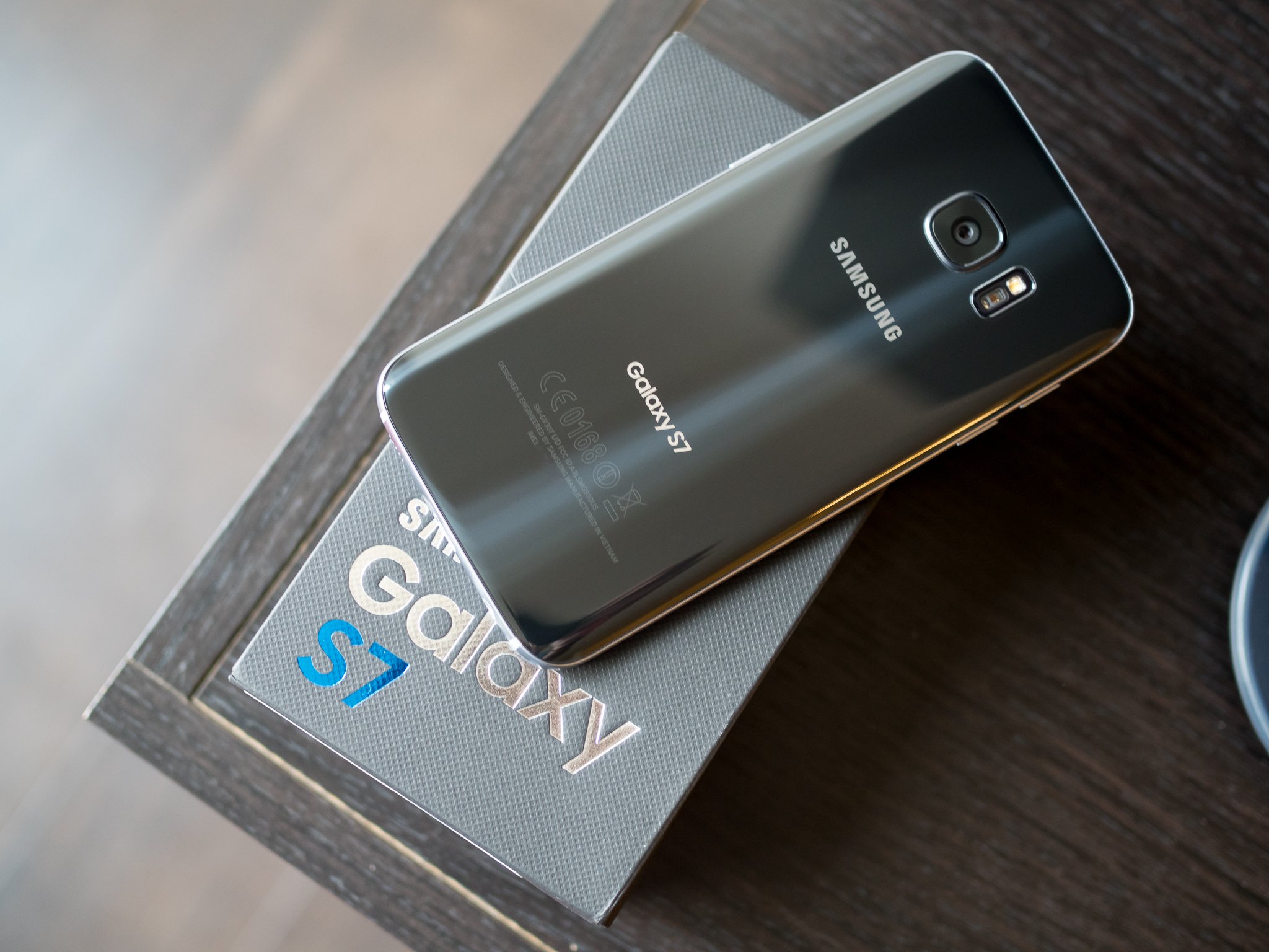 Black Verizon Samsung Galaxy S7 Edge