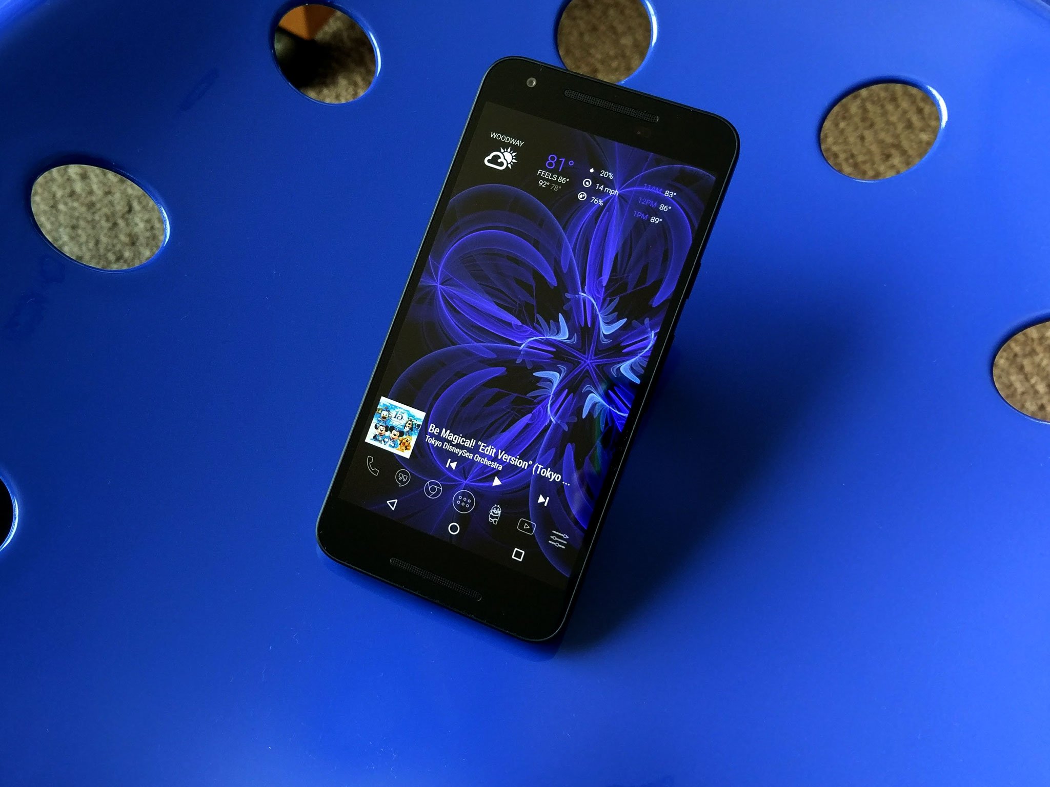 Really Blue Wallpapers For A Really Blue Pixel Android Central