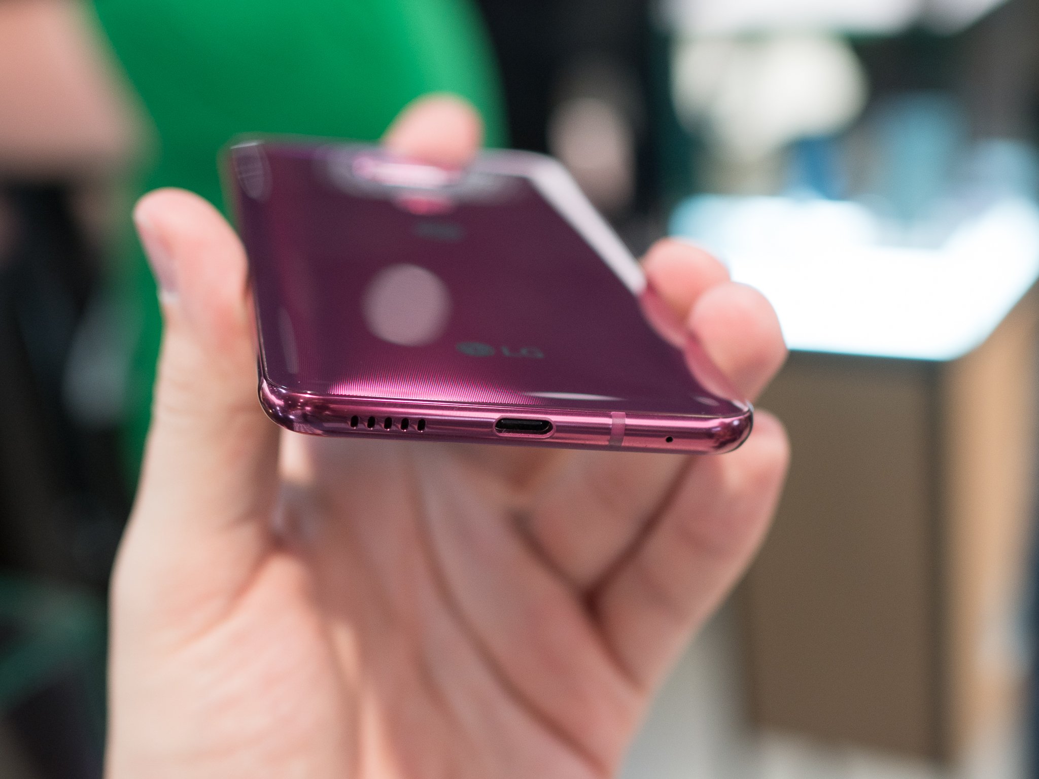 Yup The Lg V30 Is Beautiful In Its New Raspberry Rose Color